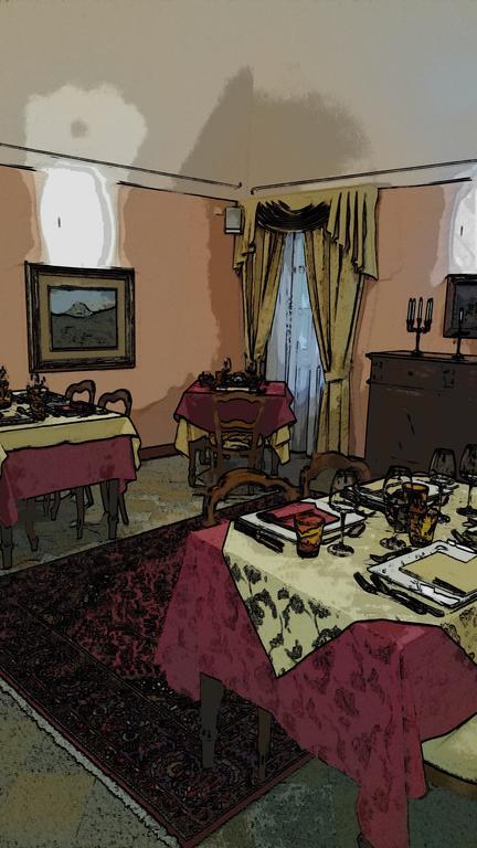 Hotel Palazzo Di Mezzo Carru Bagian luar foto