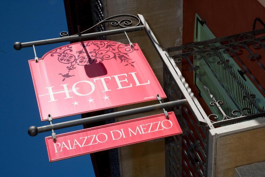 Hotel Palazzo Di Mezzo Carru Bagian luar foto